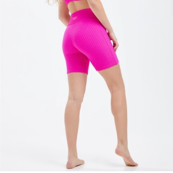 Booty by Brabant Croc Shorts Neon Pink PLUS CURVE OS - Picture 1 of 4
